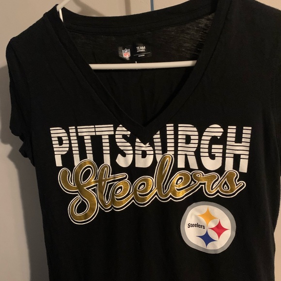 Pittsburgh Steelers NFL V-Neck Tee - Picture 2 of 4